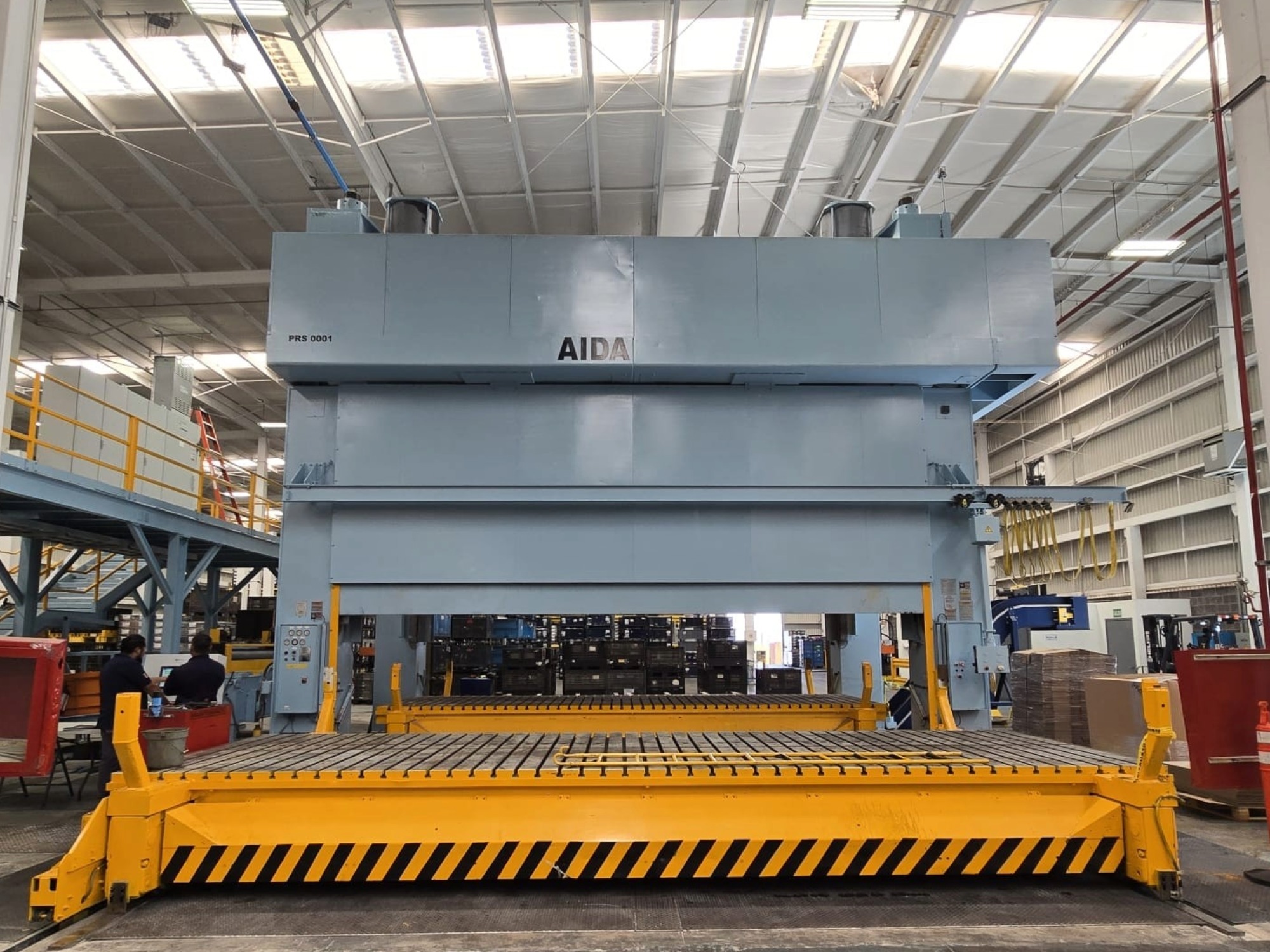 1400 Ton Press